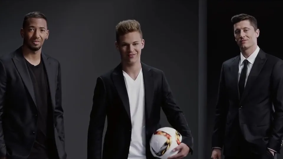 Still from the spot BRAUN × FC BAYERN – READY TO WIN