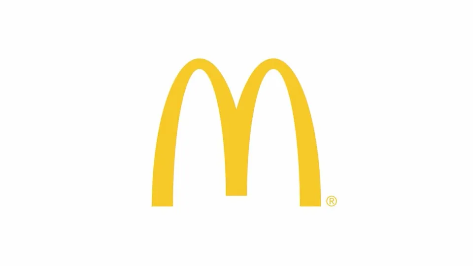 Still from the spot MCDONALD'S – COKE GLASSES · BEATBOX